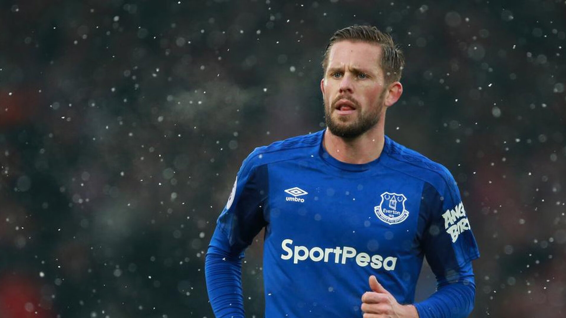 广东队爆冷鹈鹕，库里成为关键先生