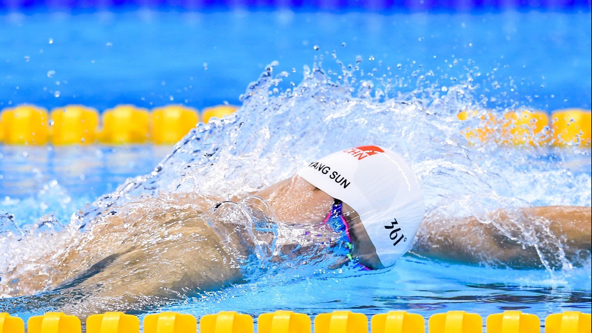 绝境雄鹰,武切维奇加时封神,率队险胜天山脚下